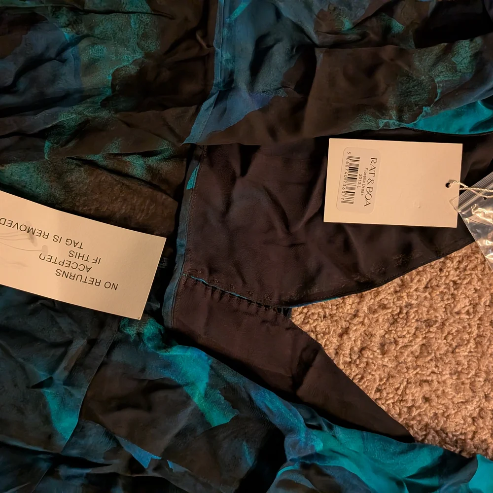 BNIB Rat & Boa fiorella Size L - Picture 9 of 9